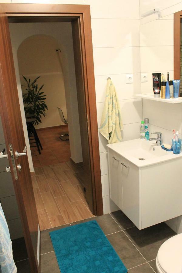 Apartments Dina プーラ エクステリア 写真
